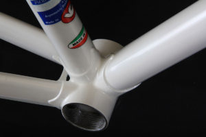 Pearl White: Custom bicycle frame painting services