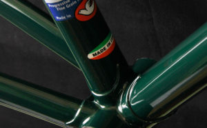 Custom bicycle frame painting: Racing Green