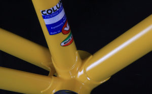 Custom bicycle frame painting: Yellow